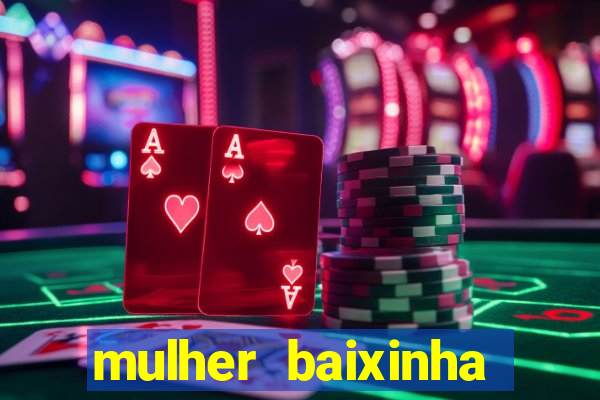 mulher baixinha transando com homens altos